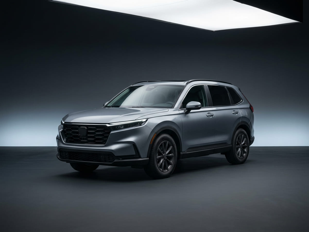 Family SUV, front three-quarter view